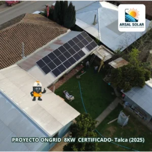 Sistema solar fotovoltaico On-Grid certificado instalado en la Región del Maule, Chile, para generación eléctrica sustentable.